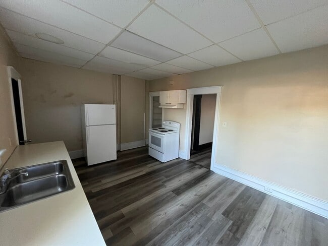 Photo - 409 S Potomac St Unit 1F