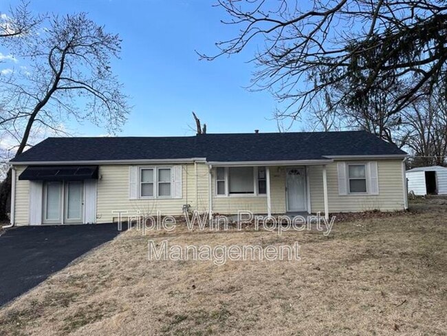 Photo - 10261 Imperial Dr