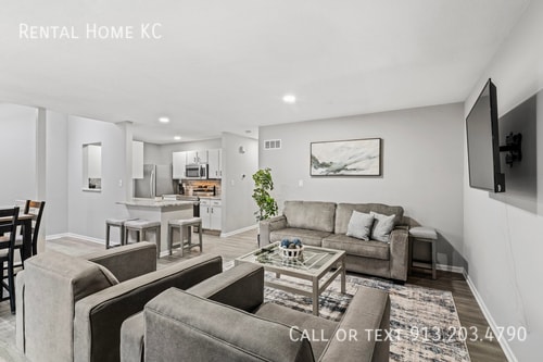 Photo - 10965 Gillette-