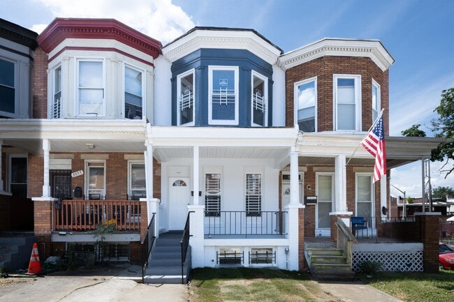 Building Photo - 3059 Brighton St