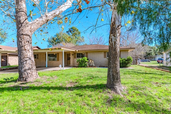 Photo - 1126 10th St