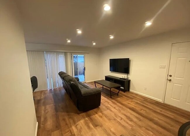 Photo - CONCORD - Beatifully updated home with RV parking & private backyard