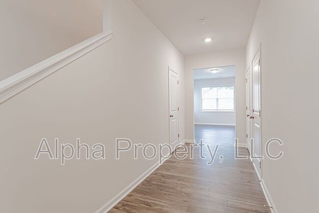 Photo - 25 Apricot Ln