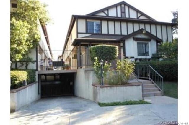 Building Photo - 19620 Wyandotte St Rental