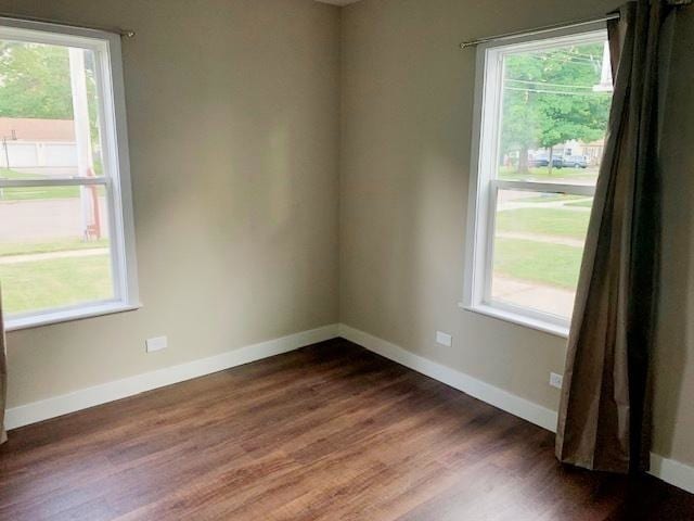 Photo - 825 Albert Ave