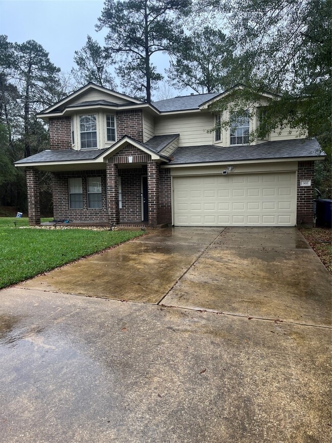 Photo - 302 Inverness Dr