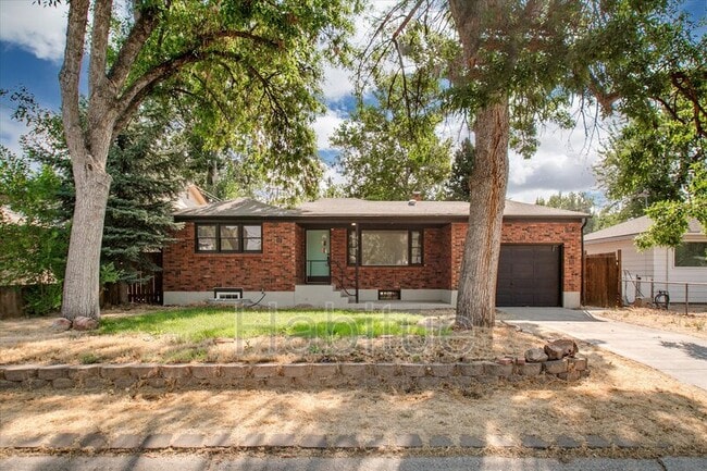 Photo - 414 S Pond St