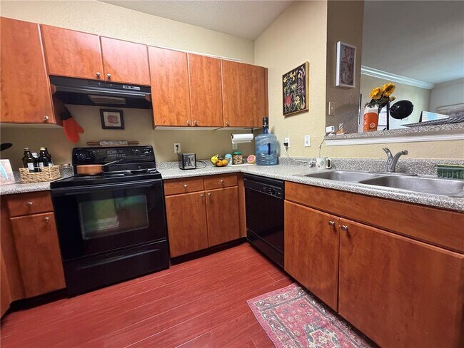 Photo - 300 E South St Unidad 6011