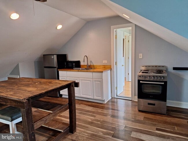 Photo - 9078 Knoll Run Ln