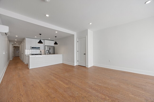 Photo - 835-839 N Tatnall St