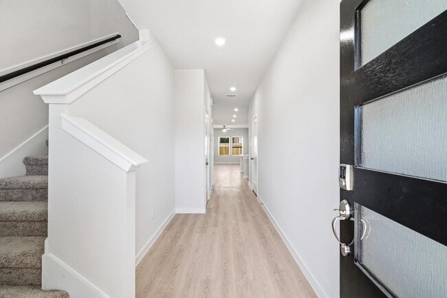 Photo - 7749 Bergamot Cir