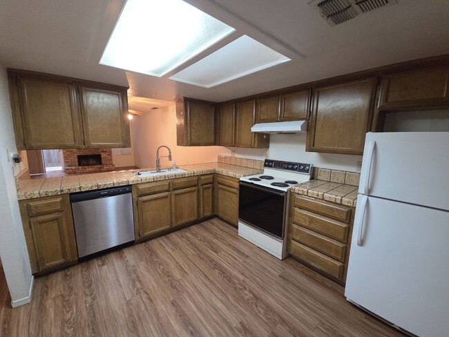 Photo - Cozy, Quiet Condo