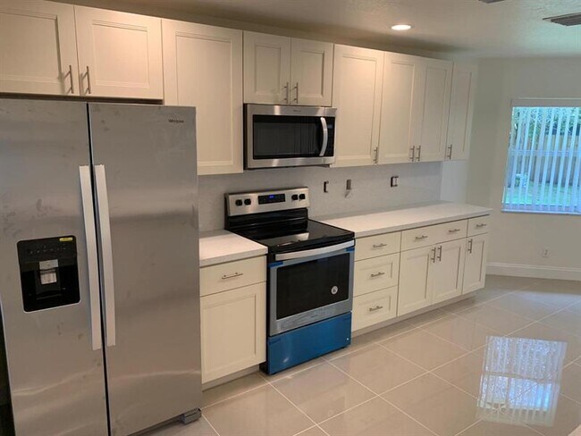 Photo - 2282 SW Natema Rd
