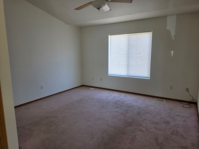 Photo - ALL PROSPECTIVE TENANTS MUST SUBMIT A $58 NON-REFUNDABLE APPLICATION FEE PER APPLICANT ONLINE AND...
