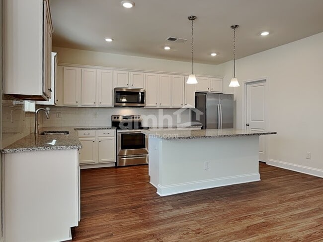 Photo - 101 Fairway Dr