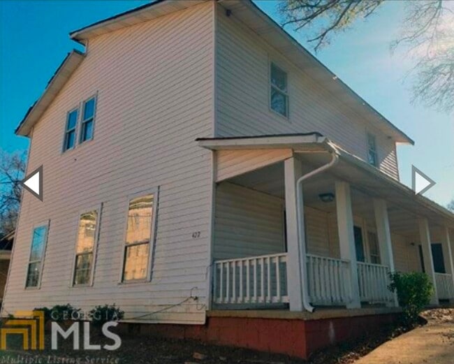 Building Photo - 422 Meriwether St
