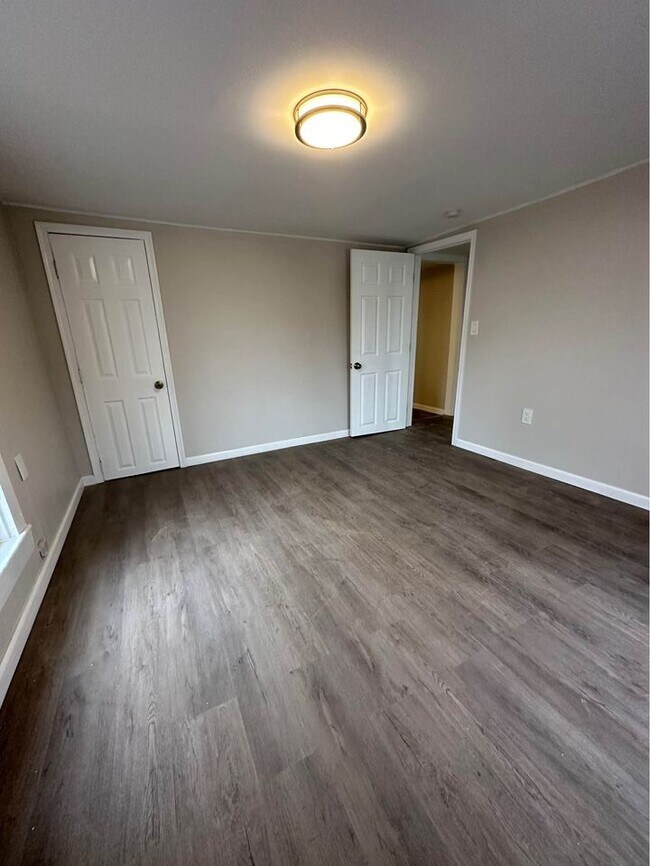 Photo - 220 Crane St Unit 1