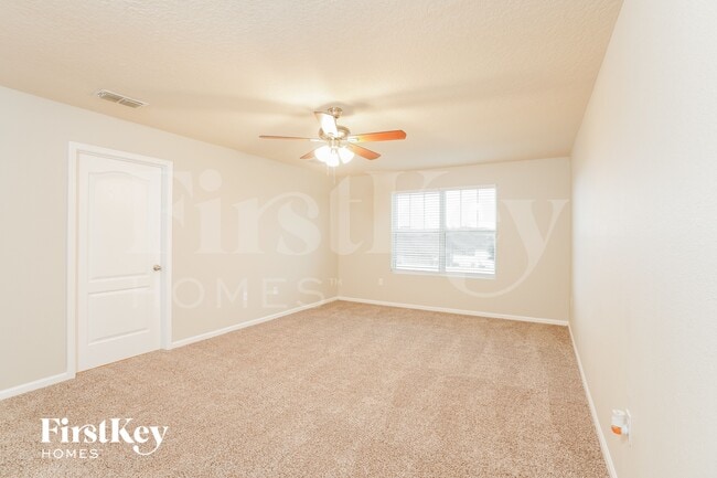 Photo - 3526 Summit Oaks Dr