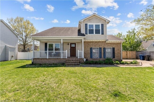 Photo - 1573 Devon Way House