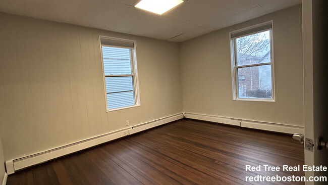 Photo - 158 Holland St Apartments Unit 1
