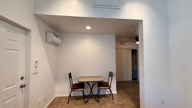 Photo - Charming Jr. 1 Bedroom 1 Bath Rental Available in Alpine