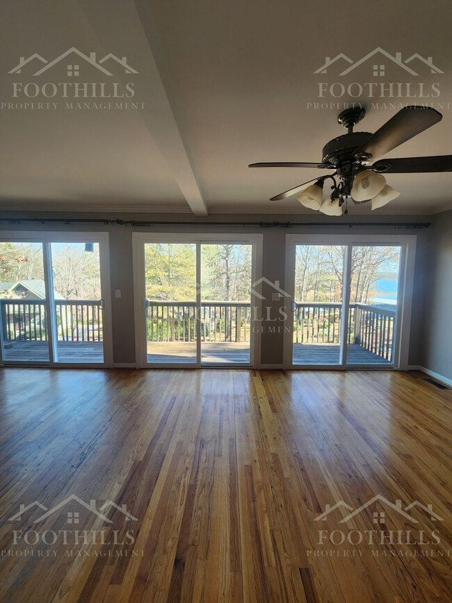 Photo - 235 Harbor Dr