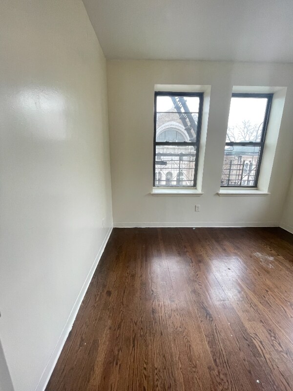 Photo - 611 Clinton Ave Unidad 4C