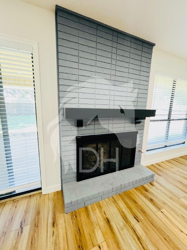 Photo - 414 Deer Run