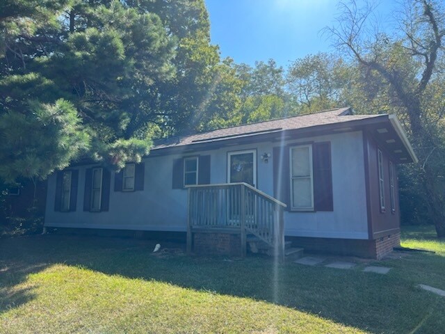 Photo - 194 Wardlaw Ave House