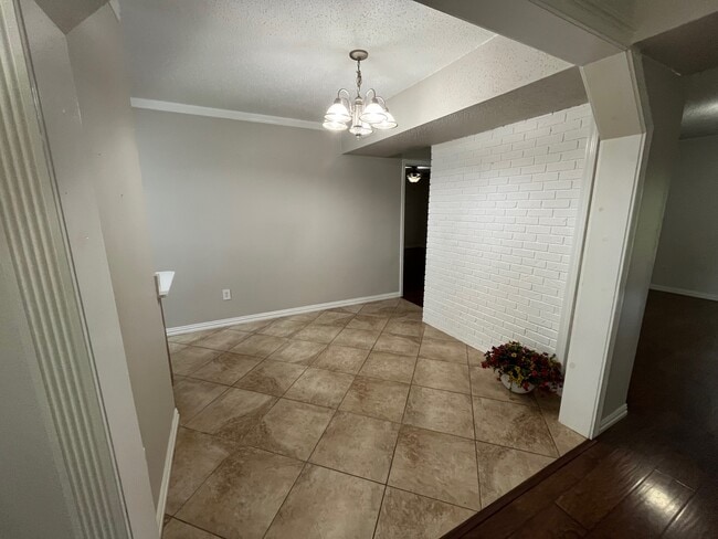 Photo - 228 E Circle Dr