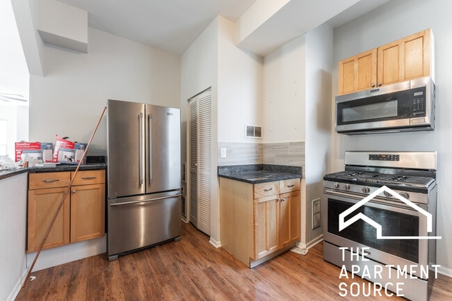Photo - 2732 W Chicago Ave Unit 2