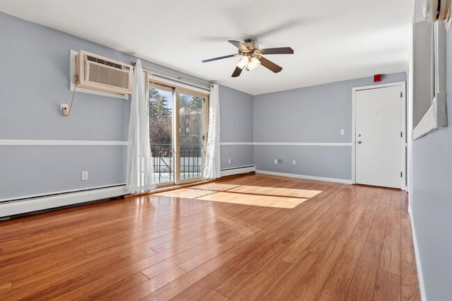 Photo - 132 English Village Rd Unit 304