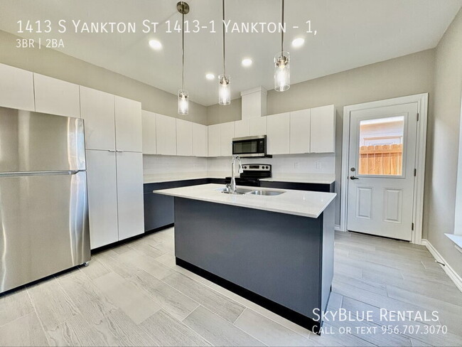Photo - 1413 S Yankton St Unit 1,