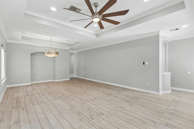 501 Lone Star Dr