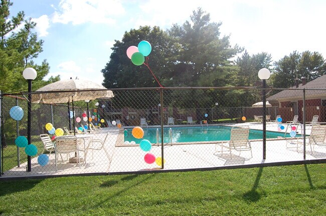 Fox Acres Apartments