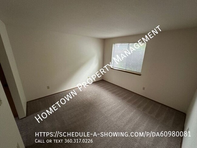 Photo - 1540 Diamond Rd SE