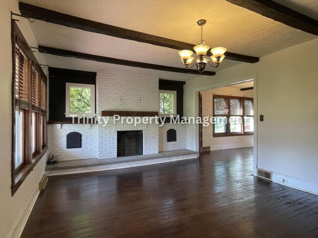 Photo - 228 Wildwood St