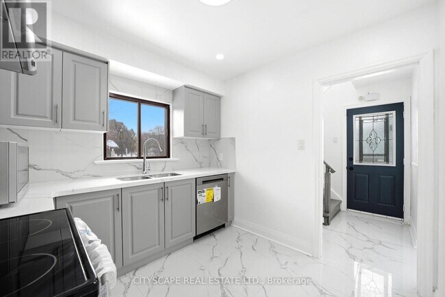 Photo - 759 Midland Ave