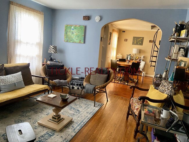 Photo - 195 Meigs St Unidad 4