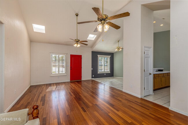 Photo - 4628 King Arthur Ct