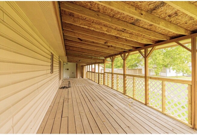 Photo - 2422 Avilion Ct
