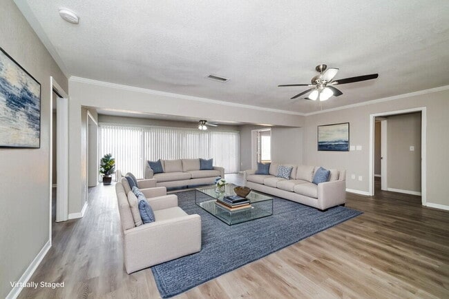 Photo - 1033 Campbell Ave