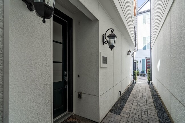 Photo - 2312 Hutchins St