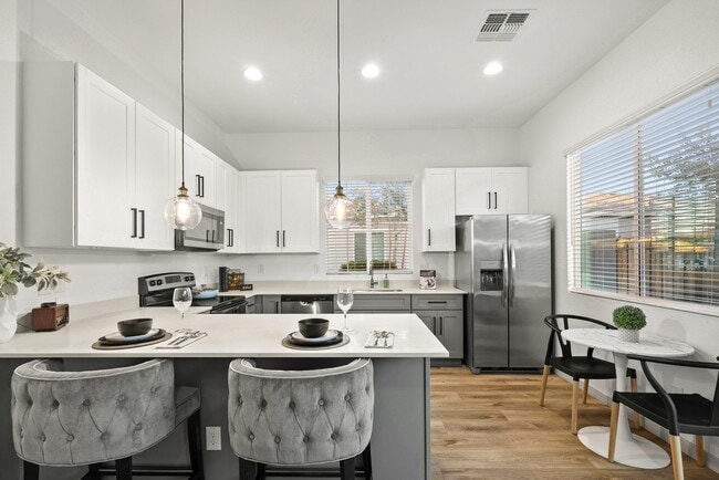 Photo - The Farmhouse on Estrella