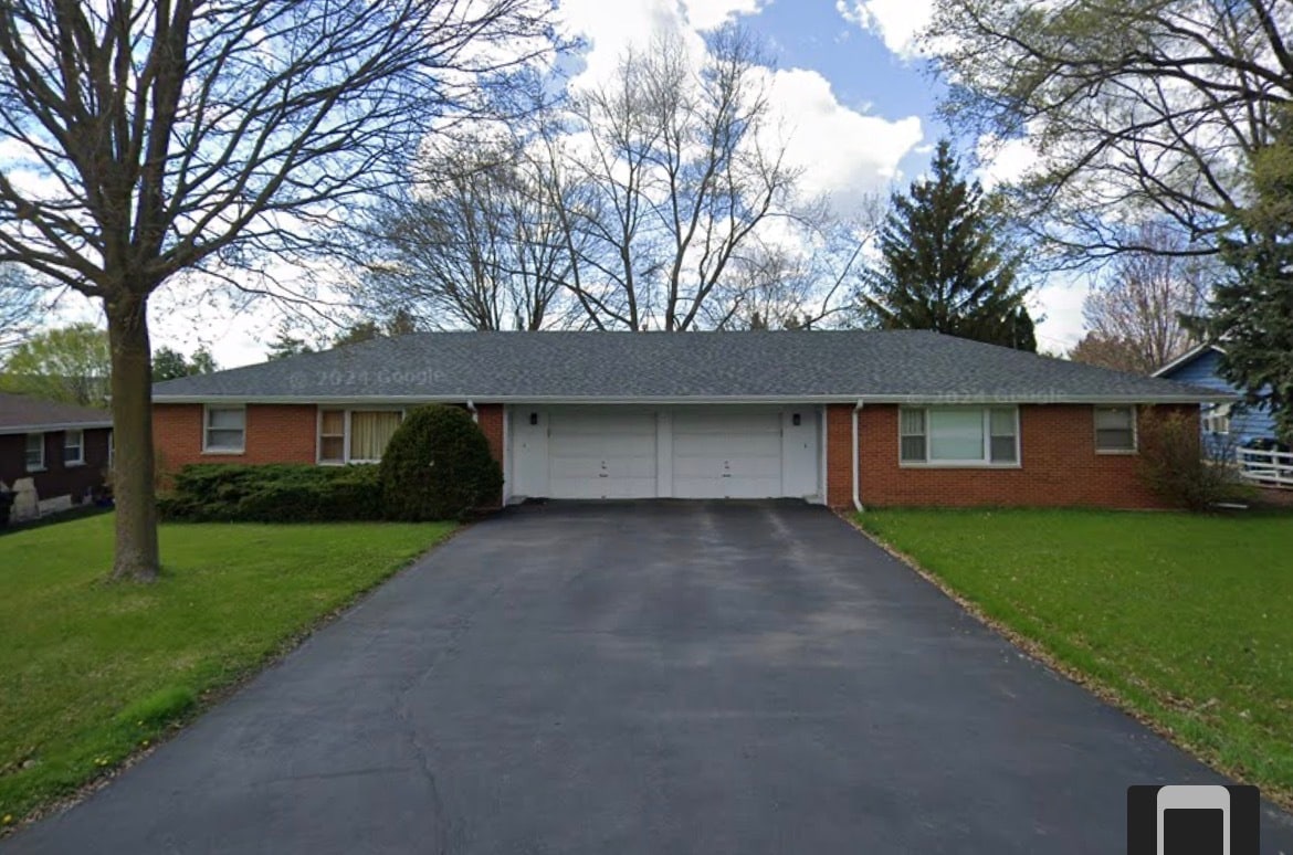 Photo - 1111 Johnston Dr