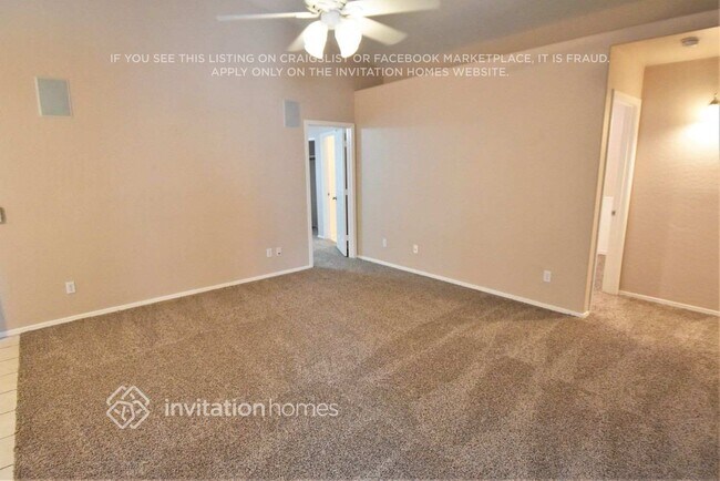 Photo - 8808 E Des Moines St