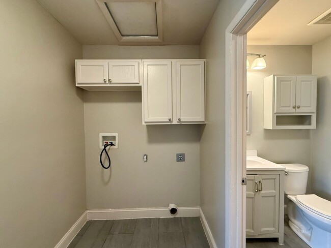 Photo - 2422 W Savannah St Unit 1