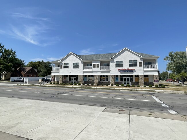 Building Photo - 1230 Colvin Blvd Unit Endcap Rental