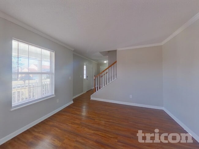 Photo - 7 Barnley Ct