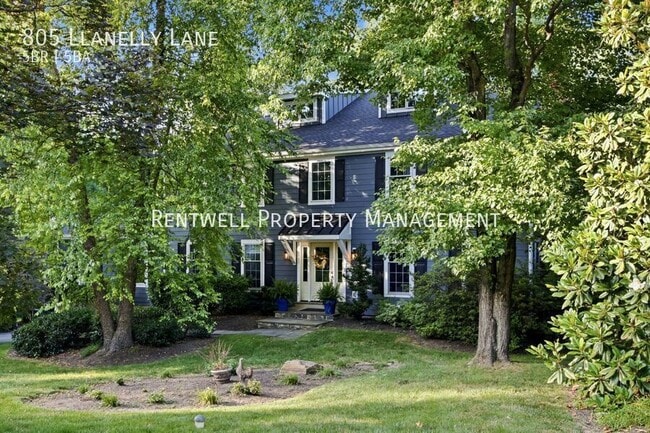 Building Photo - 805 Llanelly Ln